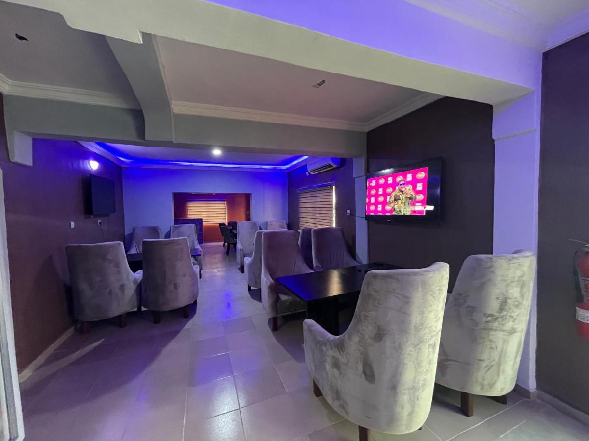 Alluring View Hotel - Allen Avenue Lagos Kültér fotó