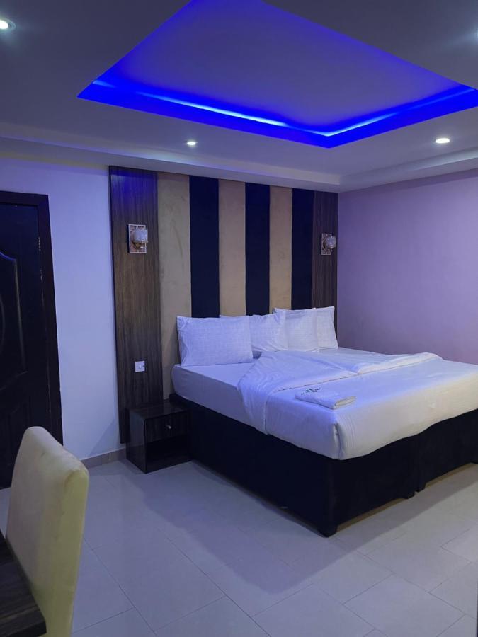 Alluring View Hotel - Allen Avenue Lagos Kültér fotó